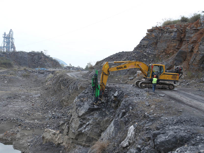 礦山巖石劈裂機 礦山巖石劈裂機